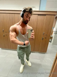 Great workout today who wants to let me work them out