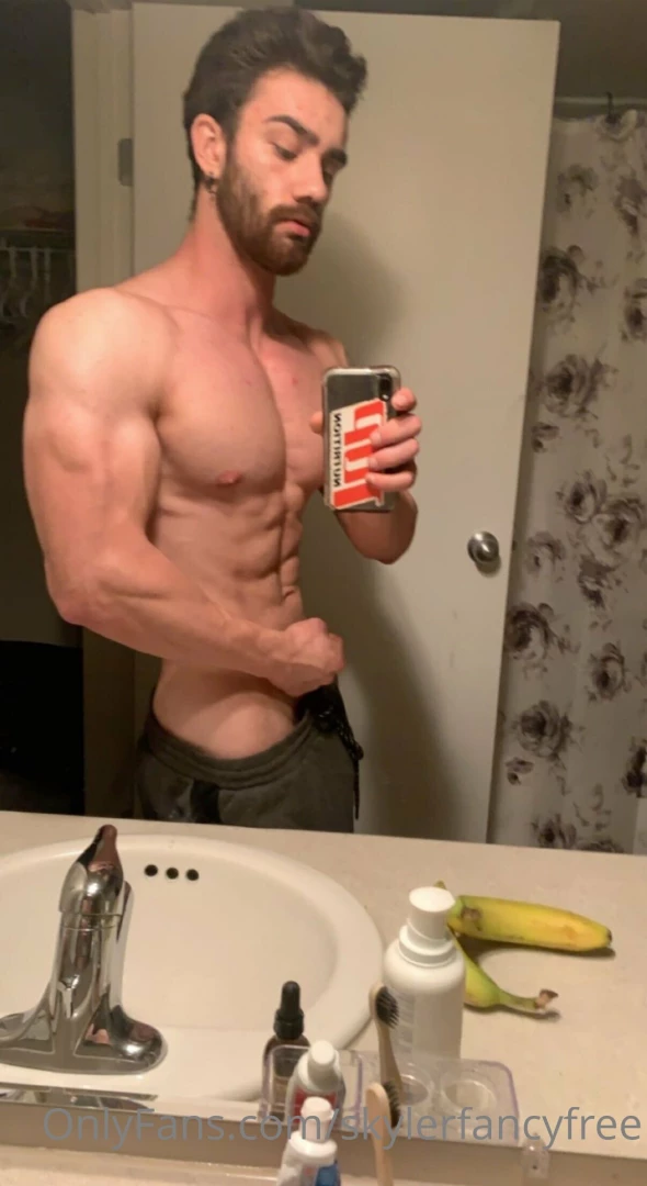 Came across this throw back picture check out my main account on sale 