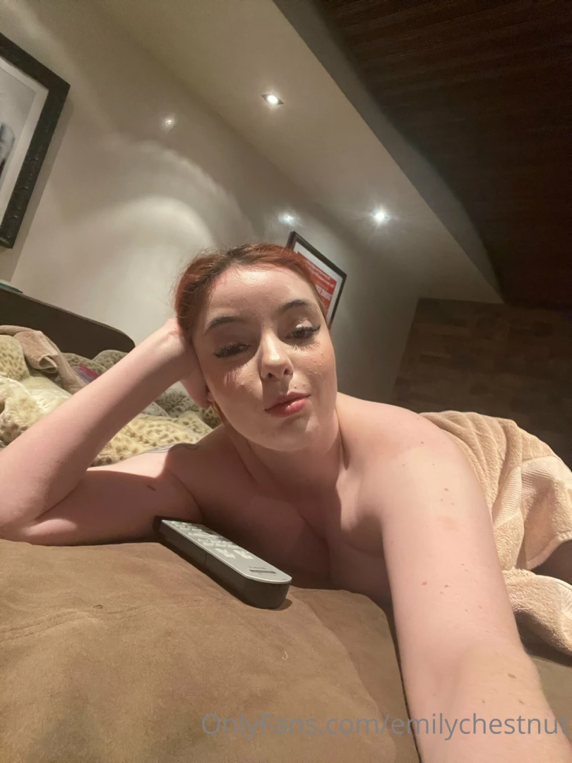 Doesnt everyone just wear a sheet to bed 