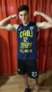 Do i look sexy when training me veo sexy cuando entreno