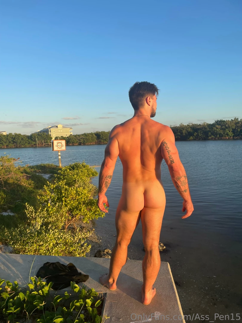 It meeeee just out here doing my best with the hand i was dealt my part 3 