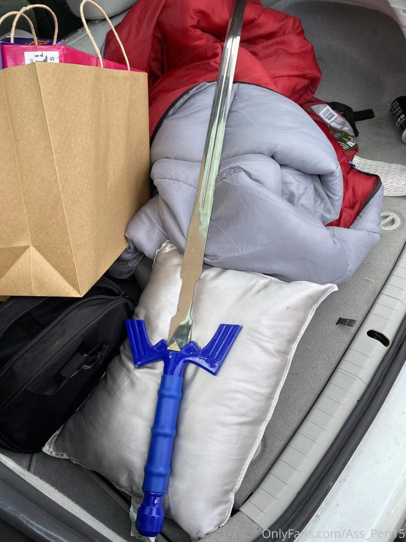 Cosplay porn cumming soon who would you like to see me do customs 