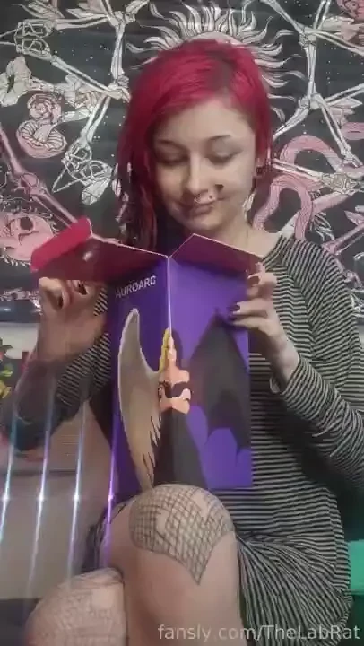 New toy time fyp sextoy dildo goth alt knot unboxing 