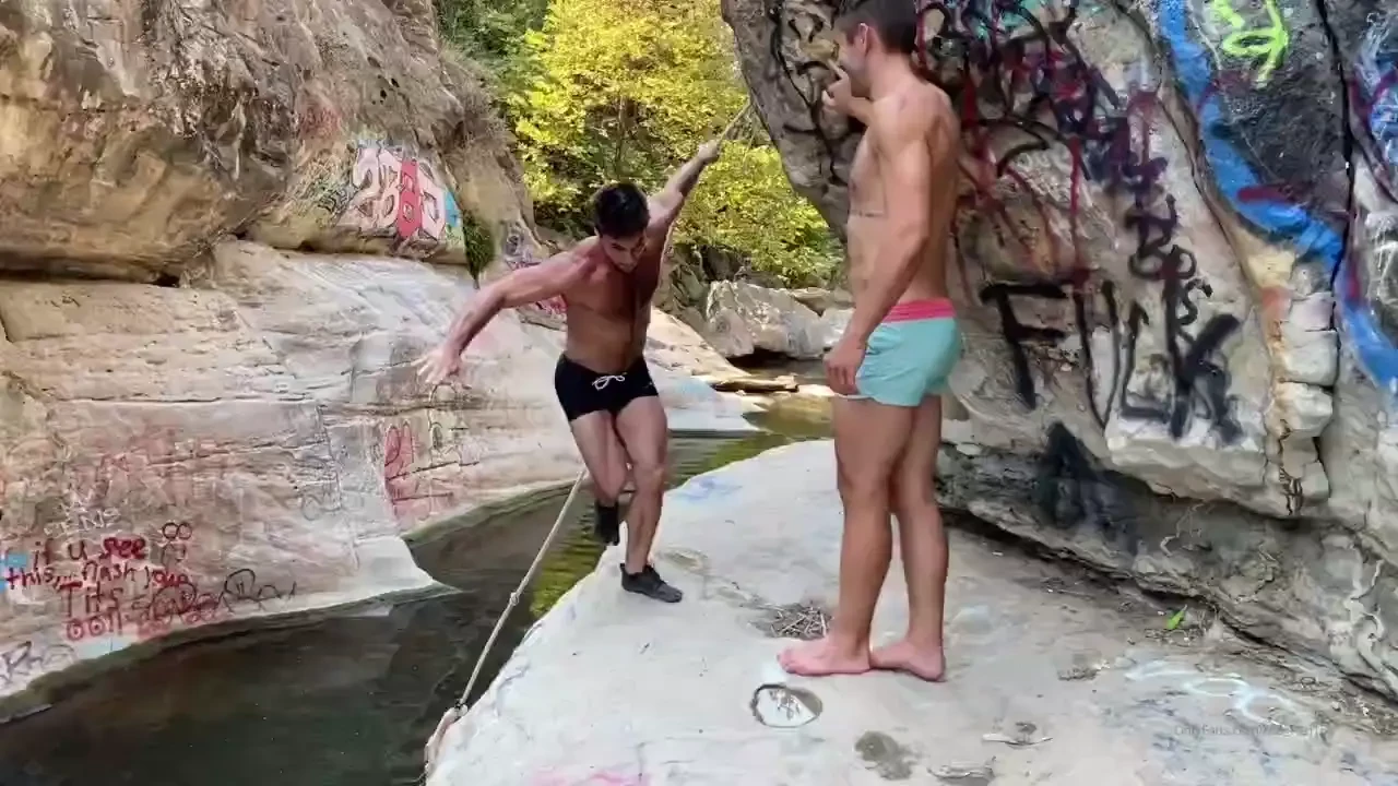 Watch dante_colle and me get busy in a mancave 