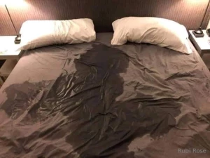 I just squirted all over my sheets omg bby ive been so horny lately bc