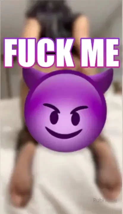 Fuck me fr fr also fuck these fishnets im rippin dis shit apart showin 
