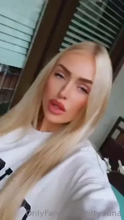 Stroke your cock to me using my vibrator daddy this is for sure gonna 