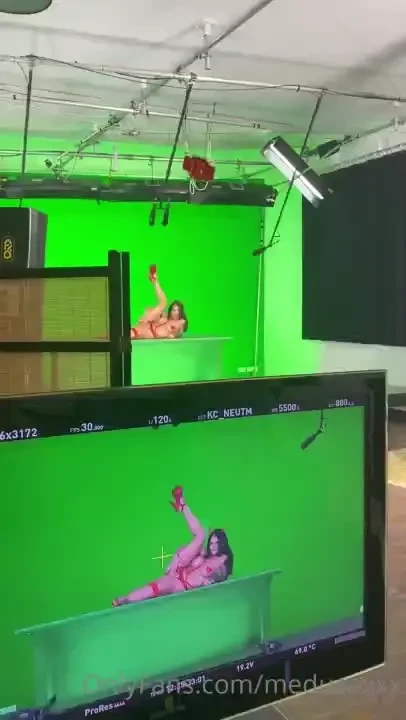 Devil inside que te parece este disfraz de demonio 