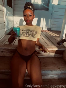 Do you take time to appreciate your body i recommend it after-gym part 1