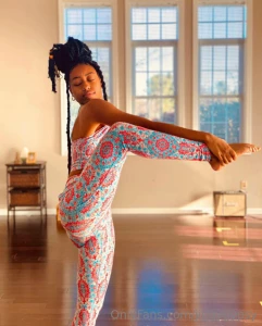 Happy hump day leggings are heaven sent amp perfect for yoga here s a part 1