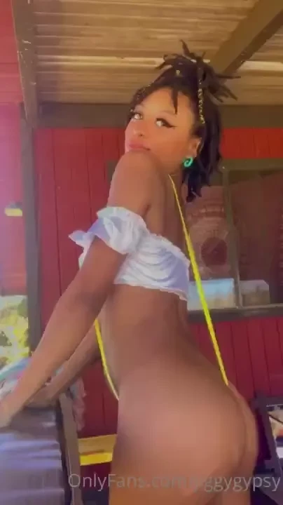 Slingshot g-strings are precious creations do we like this in fast or 