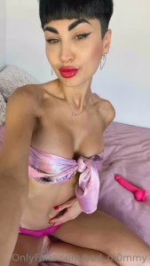 Daddy u know what s on my mind i m s o hot and naughty today and i can
