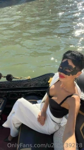 What would you expect from an aristocratic boat ride on a lake with a