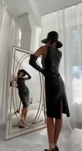The mystery in a woman is as important as her skills in sex looking at