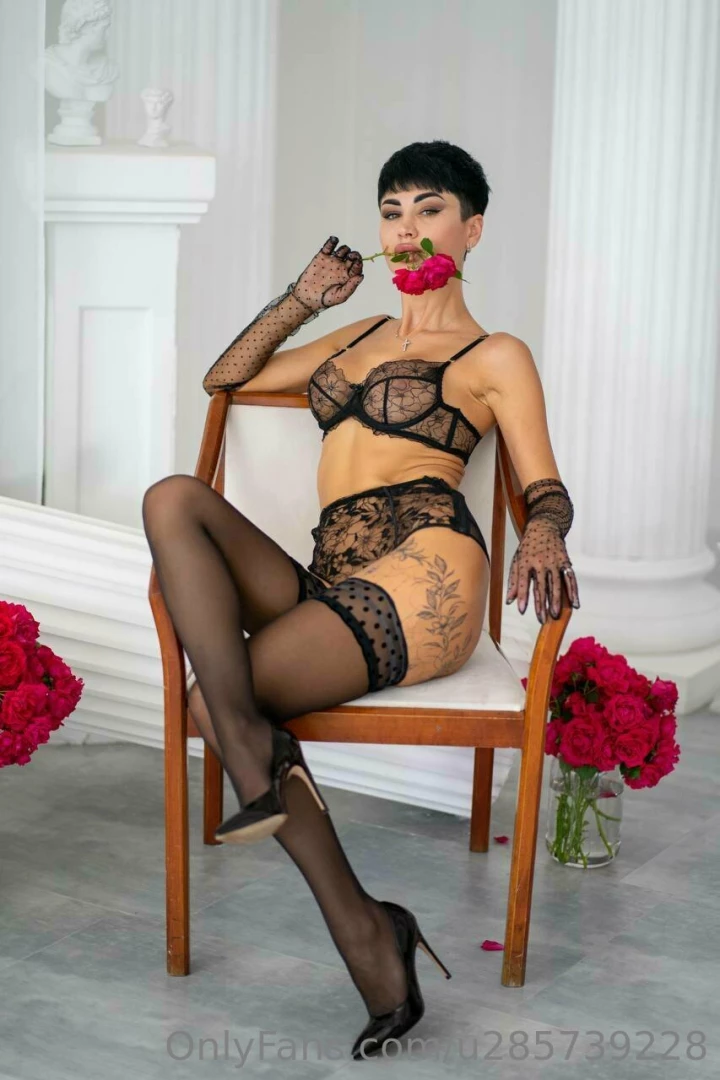 These fresh pink roses just want to leave a few marks on your body and 