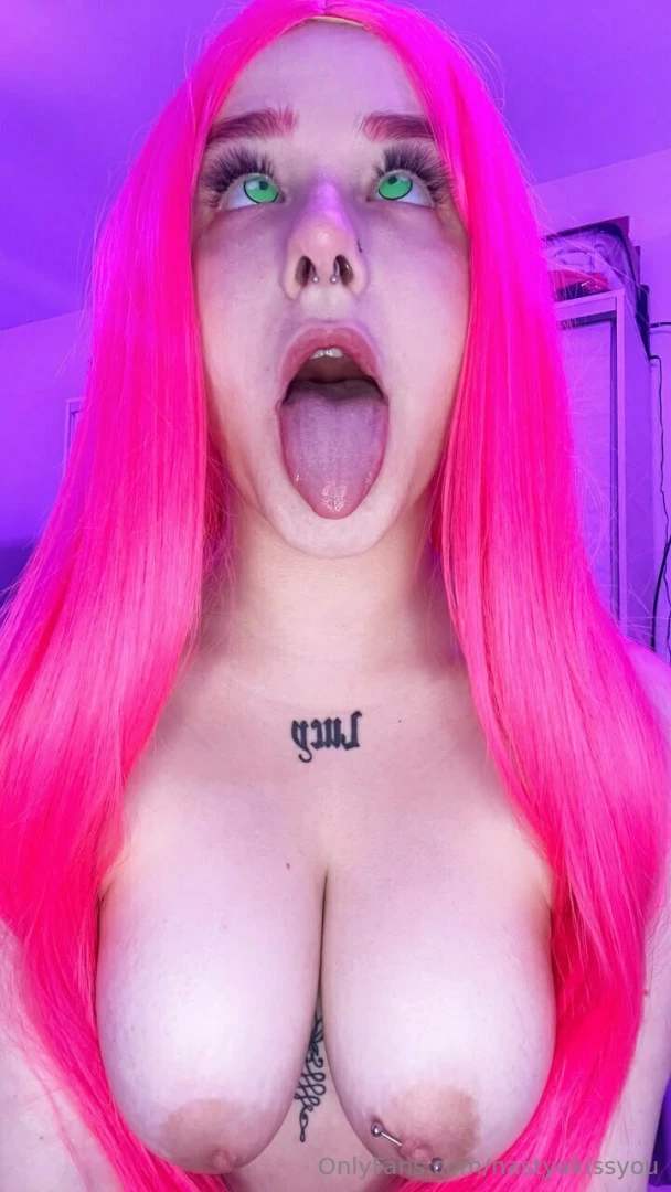 You think i m just an ordinary cosplayfoxyuzumaki girl i m a real part 7 