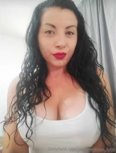 Hey numele meu este ely te a tept pe pagina mea s ne distr m mpreun part 1