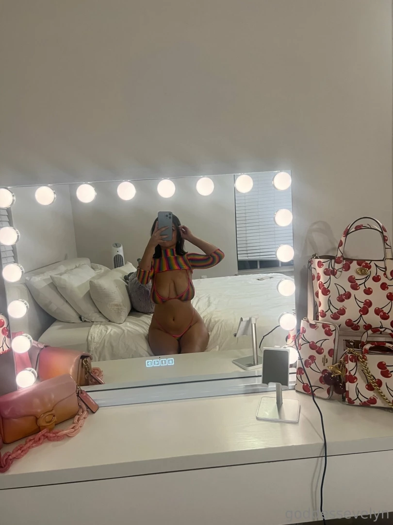 Want to see what i m doing right now 