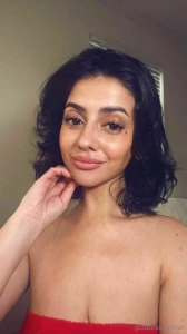 I m your pretty girl don t forget about me