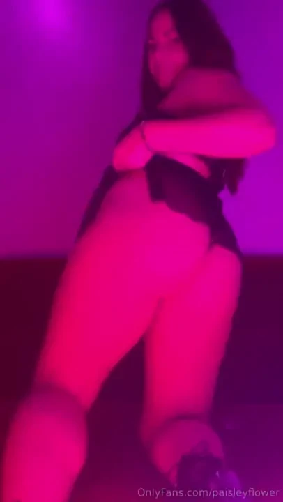 I love shaking my ass for you part 2 