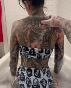 Fuck me from the back he fucked me so hard that i was shaking and part 5