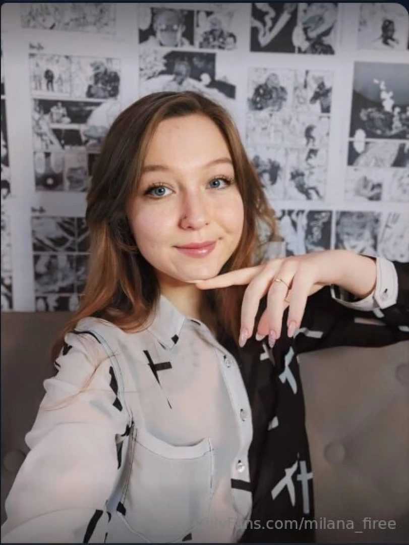 This hot slut hollyairise has absolutely no taboo on her page you will 