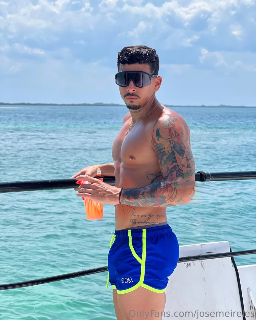 josemeireles1 - Let s go to the caribbean sea follow me and welcome to my onlyfans part 1 