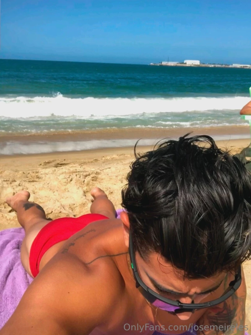 Beach s day josemeireles follow me and welcome to my onlyfans https 