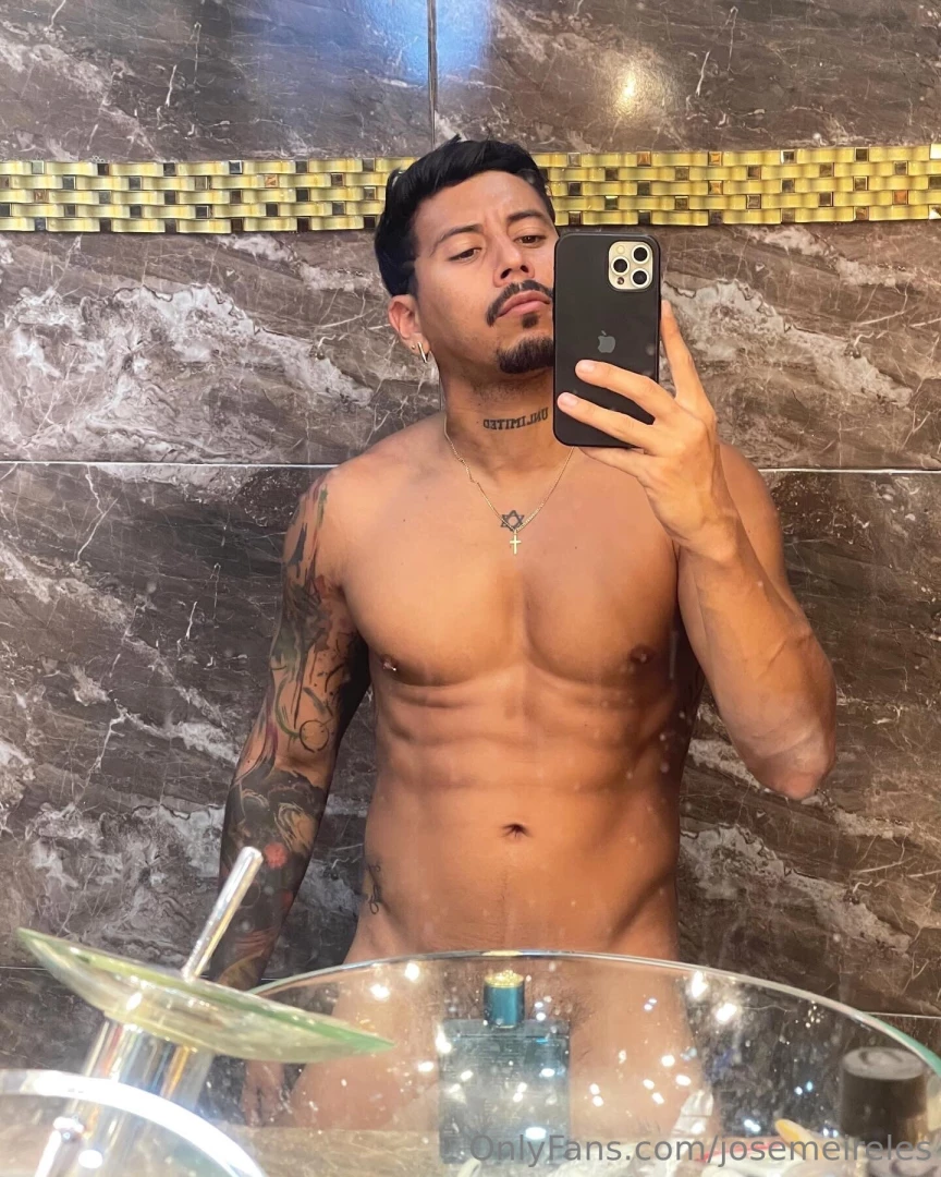 Start of the month good morning https onlyfans com josemeireles 