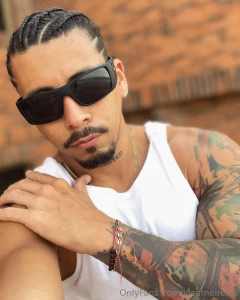 Starting the day https onlyfans com josemeireles