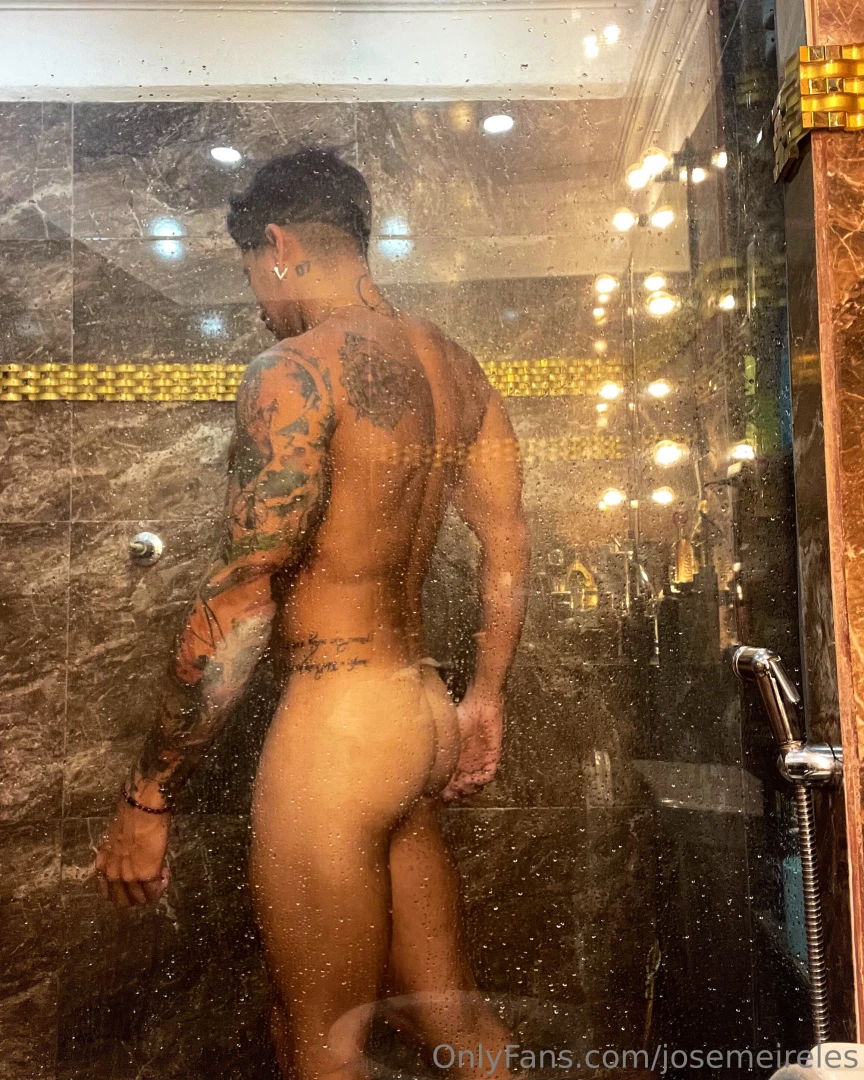 josemeireles1 - Let s go to a bathroom https onlyfans com josemeireles 