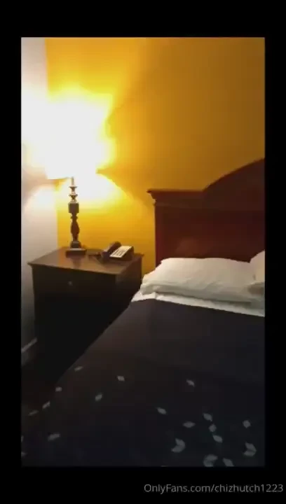 Ran into this thick freak hoe today had to fuck that fat pussy 