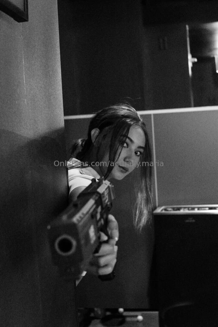 Padme is shooting for your heart 