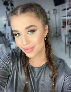 Hi come play with me bustyyyyy don t be shy because i m not i love part 211