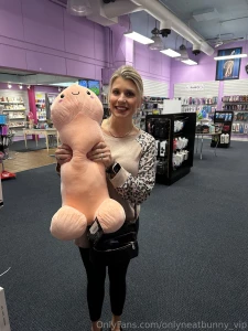 It s too big giant giant