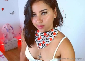 I am here imagining what i can do with my mouth and your cock estoy part 1