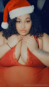 I m so full and bloated i will be making customs while i m so big dm