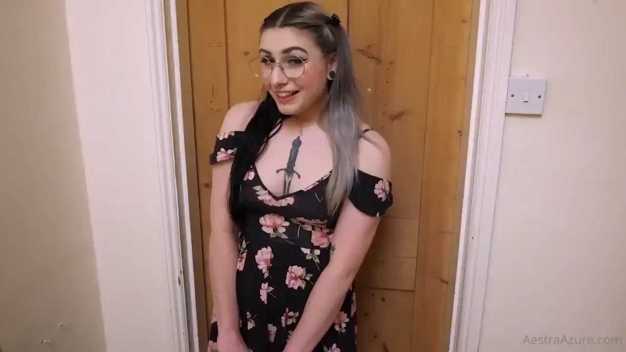 Roommate blowjob pov 25 17 min click the arrow for the full vid -- gt 