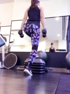 thereallisaann - Thought you might want to see some of my workout today mixing it up 