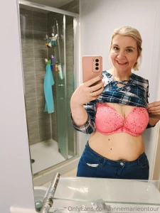 Had to sneak off to the bathroom to show you what im wearing