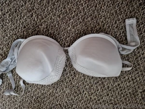 Sale sale sale swipe across to see part 3