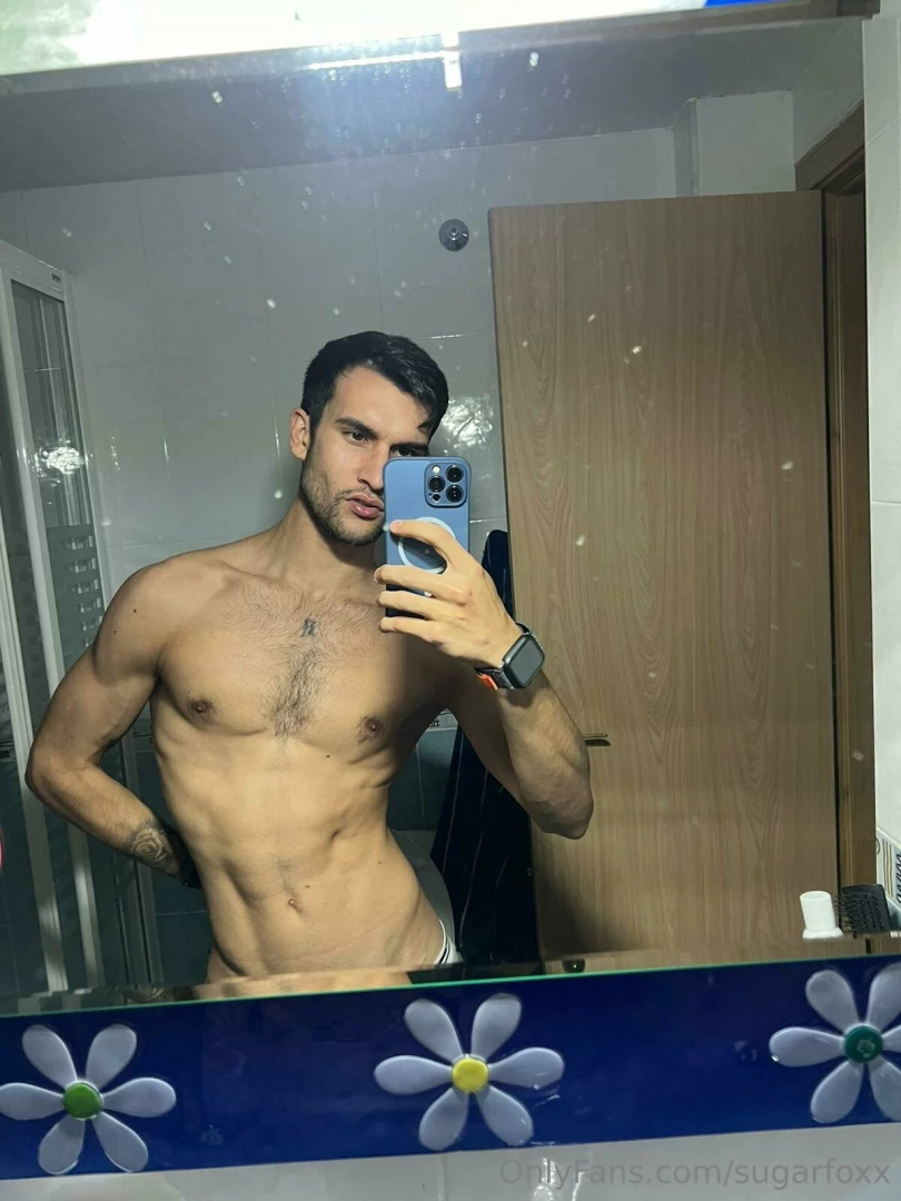 I wanna see you on knees sucking my dick 