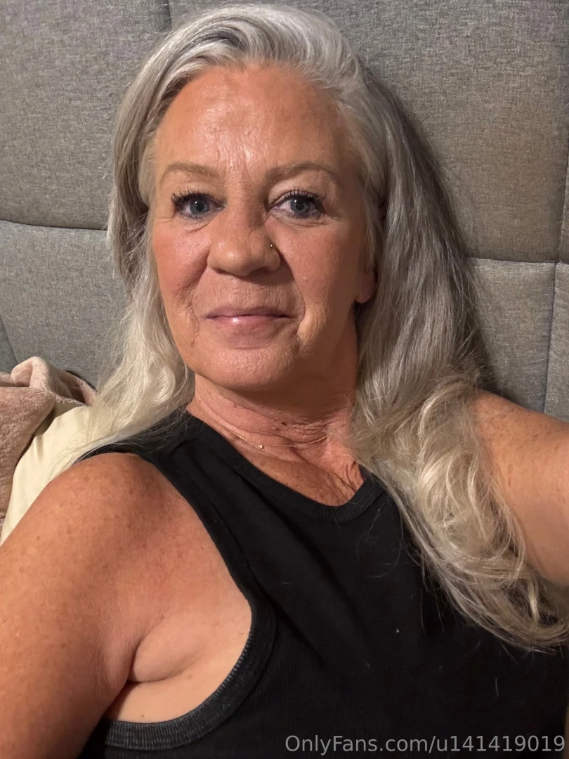 Happy monday part 2917 