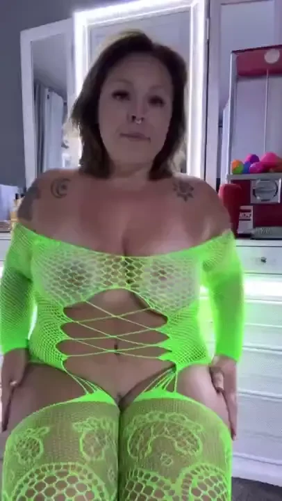 Join mcjigglezzzexplicit today join for 15 videos when you message me part 33 