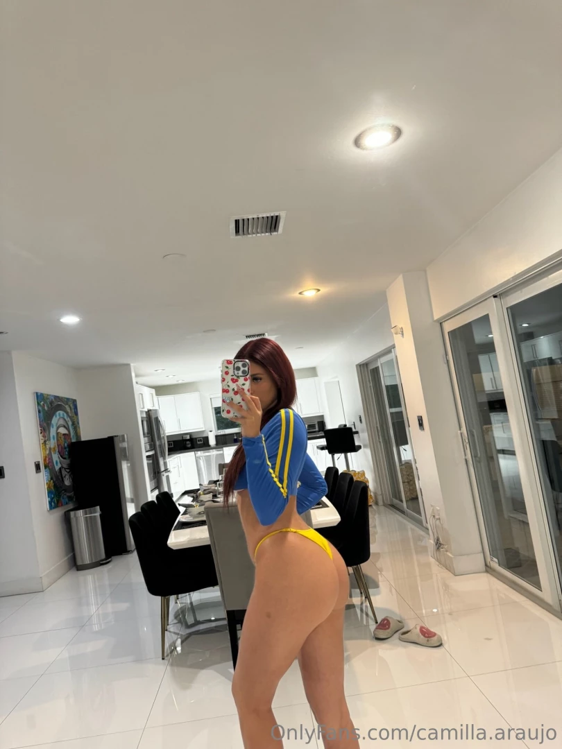 All caked up for no reason 