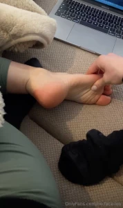 Chilli on the couch socks off and self-massage on part 2