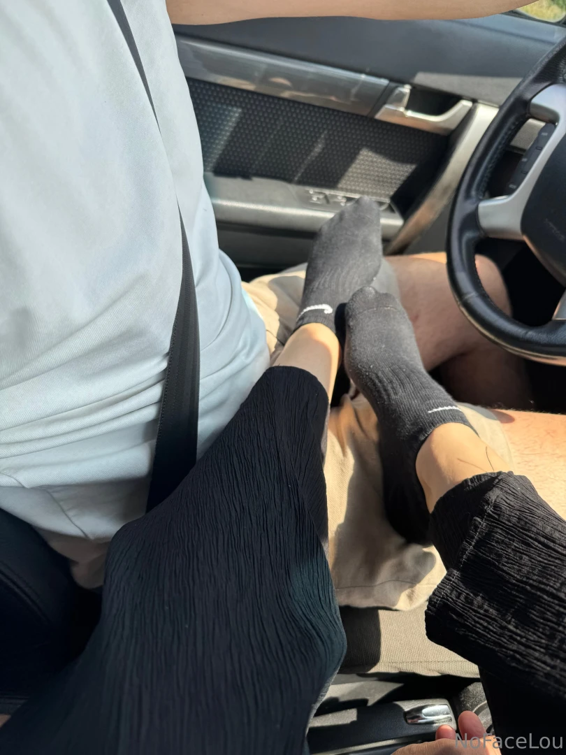 Love teasing him while he drives watch the vid on my vip no face lou 