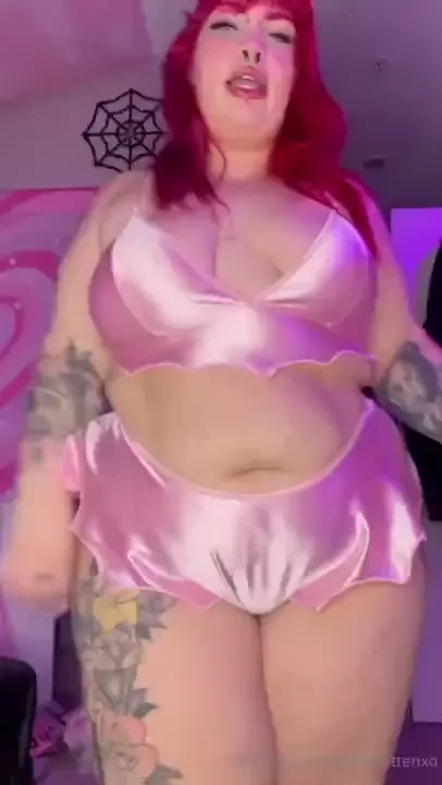 Sent out a cute little lingerie try on haul vid to all subs who have 