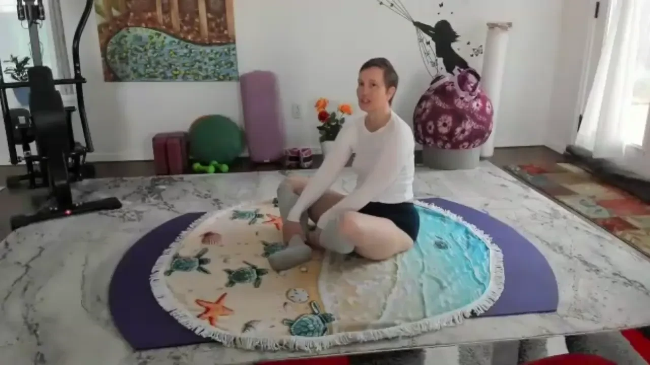 Stream started at 11 17 2023 09 07 am today s yoga class little late 