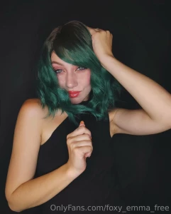 Enchanted emerald a verdant symphony in the garden of hues my tresses